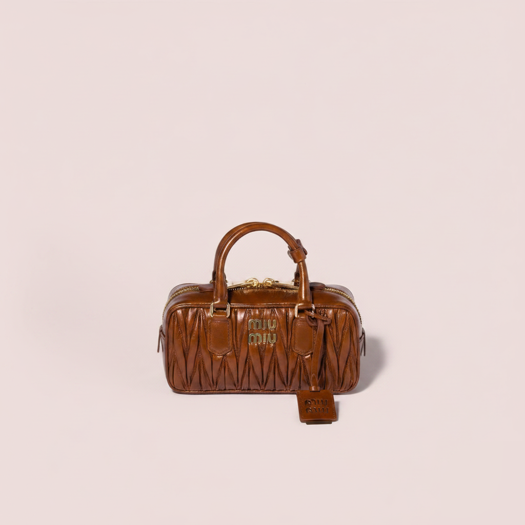 Arcadie leather bag